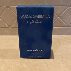 Dolce & Gabbana Light Blue Eau Intense for Men in Blue Box
